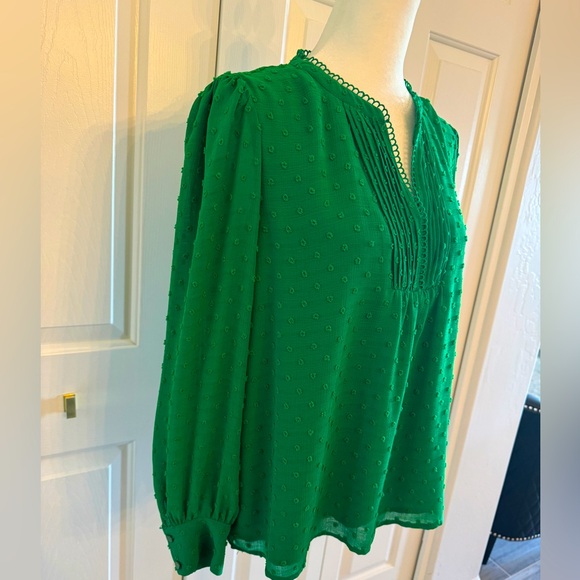 CeCe Long Sleeve V Neck Blouse Emerald Green Size Medium - Picture 2 of 5